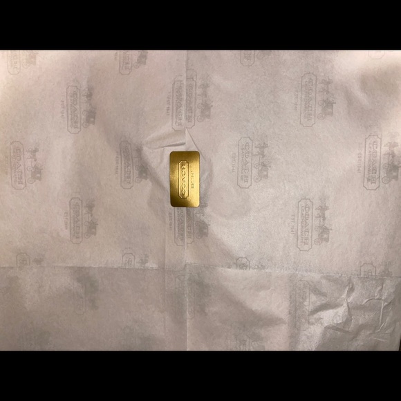 Coach - Picture 5 of 14